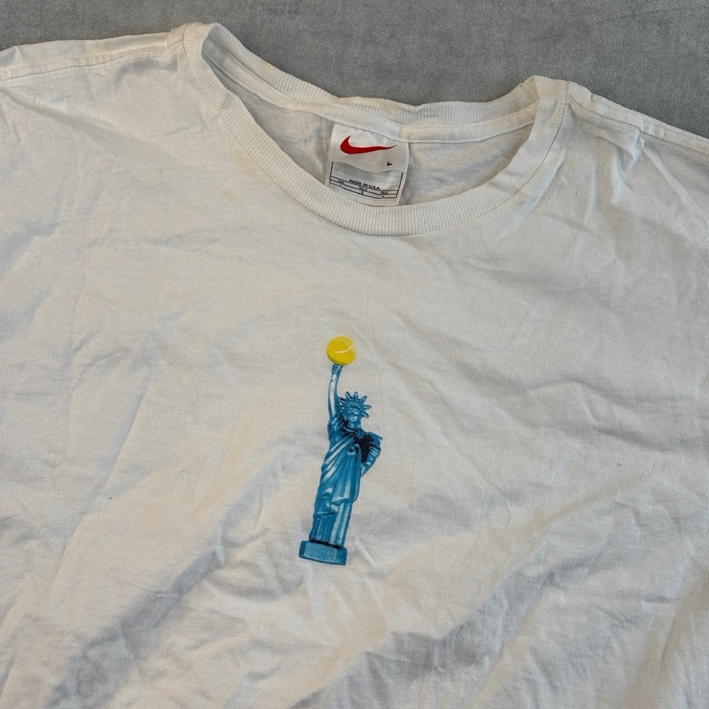 Nike NYC 99 Statue‎ of Liberty Tee White Vintage Y2K Size L